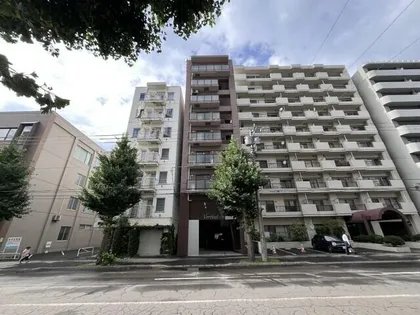 Vertical 18【3階】の外観