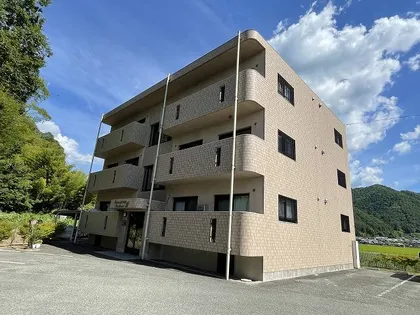 兵庫県丹波篠山市東吹【アパート】の外観