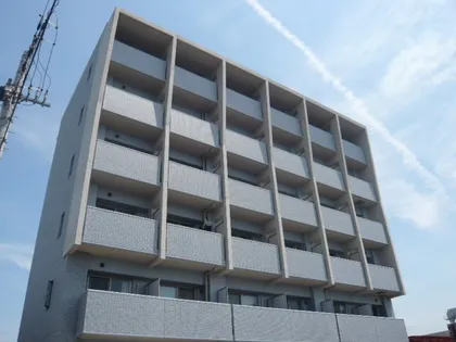 OZ【1階】の外観