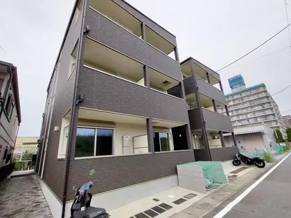 京都府京都市伏見区横大路下三栖山殿【アパート】の外観