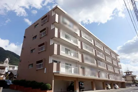 福岡県北九州市小倉南区湯川4丁目【マンション】の外観