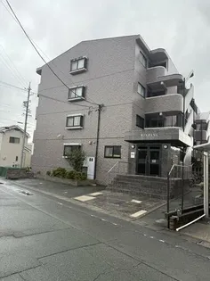 ユトリロ市場台【203号室】の間取り