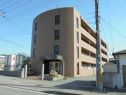 兵庫県三田市上井沢【マンション】の外観