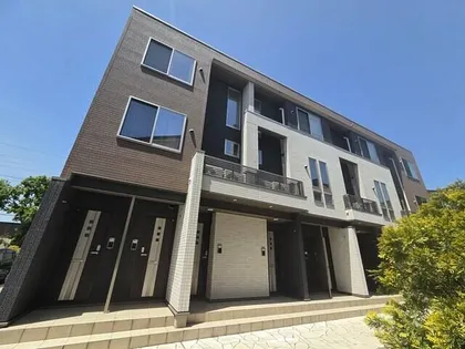 アヴェニューM【1階】の外観