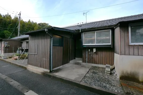 福岡県中間市池田1丁目【テラスハウス】の外観