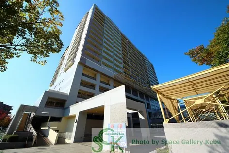 学園カレッジハイツ【5階】の外観