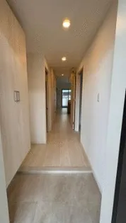 トラストビル姪浜南【3階】の玄関