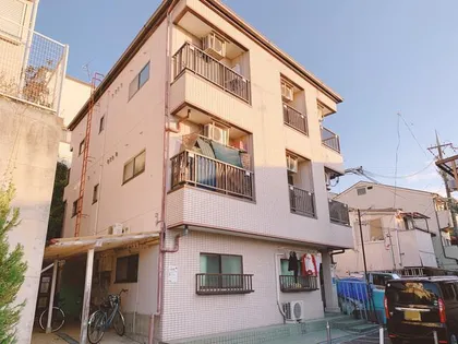 スターブライトマンション【202号室】の外観