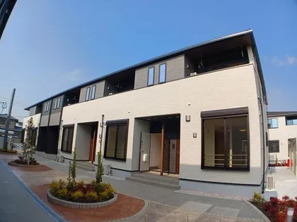 ロータス北泉4【1階】の外観