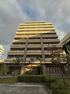 アーク吉田駅前の画像