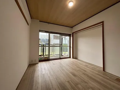 京都府京都市山科区西野離宮町【マンション】の外観