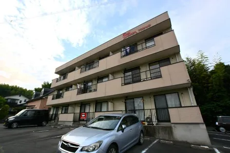 福岡県直方市大字植木【マンション】の外観