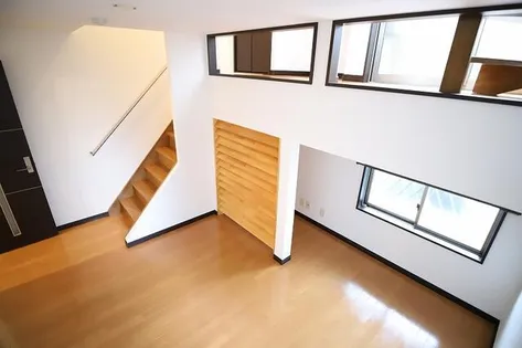 福岡県福岡市西区内浜2丁目【アパート】の外観