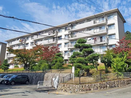 箕面如意谷住宅 4号棟の画像