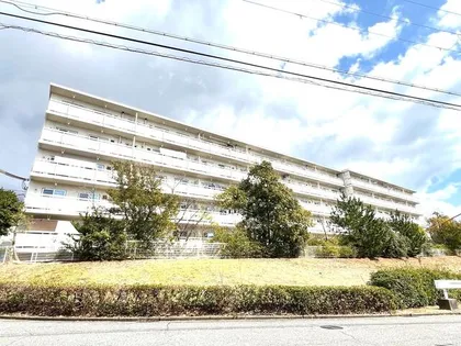 名谷2団地13号棟の画像