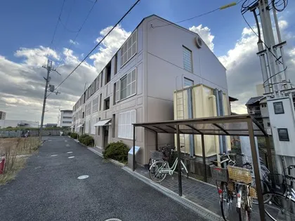 奈良県大和郡山市洞泉寺町【マンション】の外観