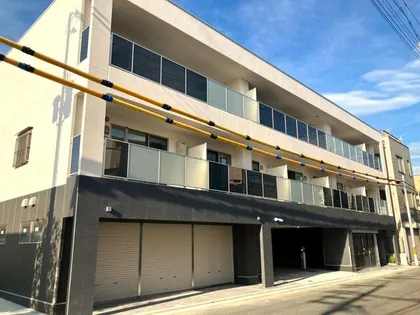 アジュール鳥飼【2階】の間取り