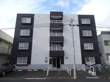 CORE24B【1階】の外観