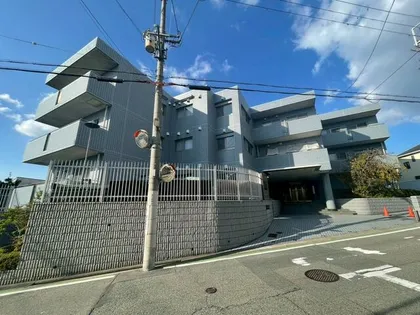 ヤマゼン久保山【1階】の外観