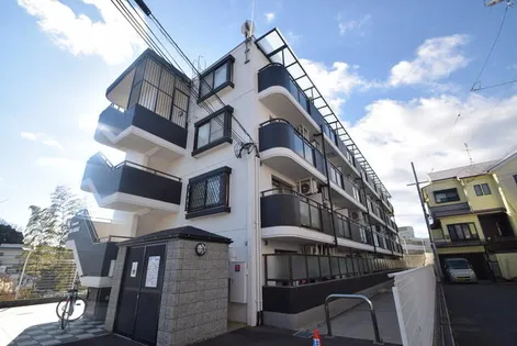 朝日が丘尾田ハイツ【3階】の外観