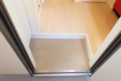 リブレア姪浜駅北【0202号室】の玄関