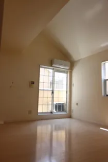 リブレア姪浜駅北【0202号室】の居間