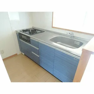 アンバーサルM【2階】のキッチン