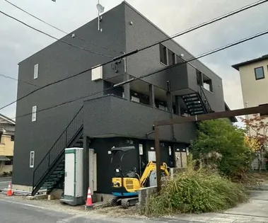 滋賀県栗東市綣6丁目【アパート】の外観