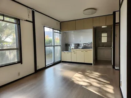 狭山遊園ハイツ1号棟【1階】の外観