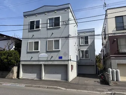 Charles de 豕豕【0101号室】の外観