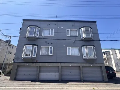 シャルスⅠの画像