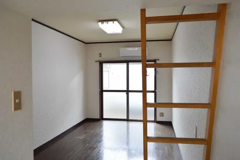 福岡県京都郡苅田町尾倉1丁目【アパート】の外観