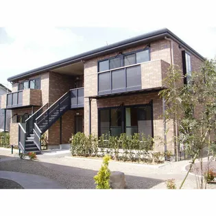 ヴィラージュF棟【2階】の外観