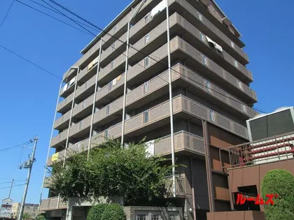 プランテーム吉田【4階】の外観