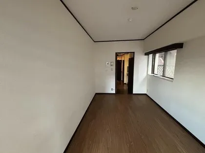 ライオンズマンション西新オレンジ通り【6階】の外観