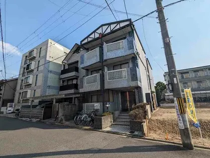 レジデンス・アールエット【201号室】の外観