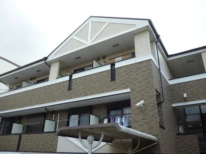 京都府京田辺市三山木南山【アパート】の外観