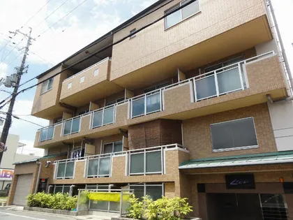 京都府京都市伏見区深草北鍵屋町【マンション】の外観