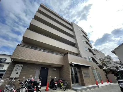 京都府京都市右京区西院四条畑町【マンション】の外観