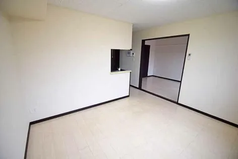 レオネクストエスポワール【205号室】の外観