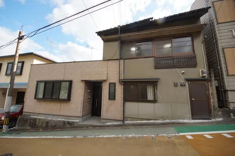 福岡県北九州市若松区修多羅2丁目【一戸建】の外観