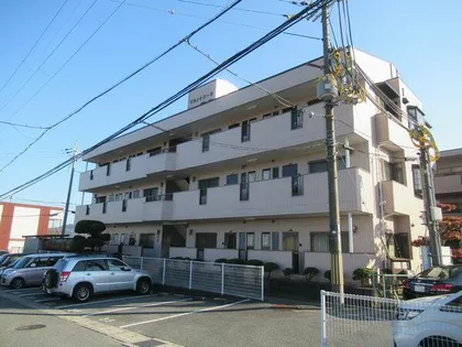 兵庫県三田市西山2丁目【マンション】の外観