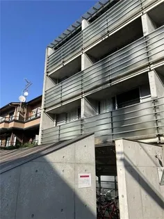 クラロ東大路【3階】の外観