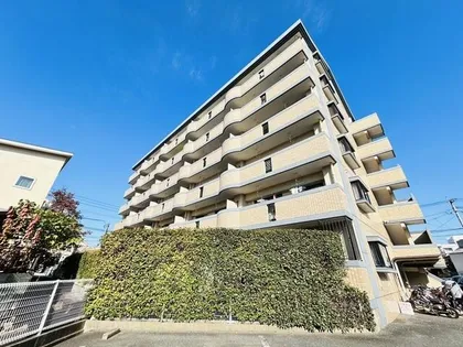 ファミール忠四郎の画像