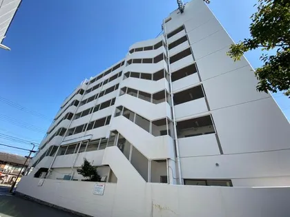 京都クレセントマンション【6階】の外観