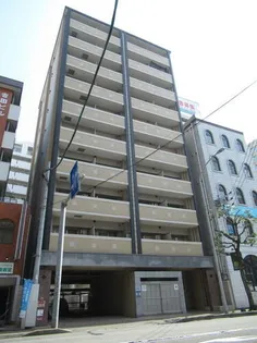 アール六本松駅前【401号室】の外観