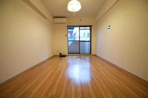 カワハラビル【2階】の外観