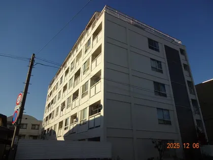 兵庫県西宮市甲子園四番町【マンション】の外観