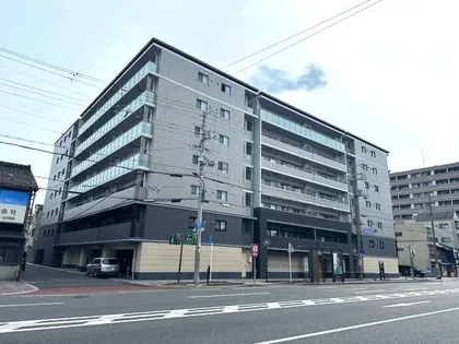 京都府京都市下京区観喜寺町【マンション】の外観