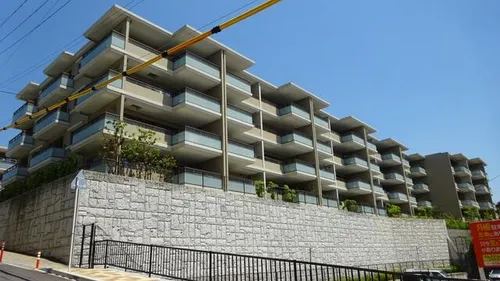 クレヴィア緑地公園ザ レジデンスの画像